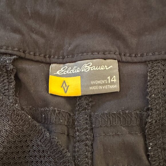 Eddie Bauer Women's Shorts - 14 - Picture 3 of 3
